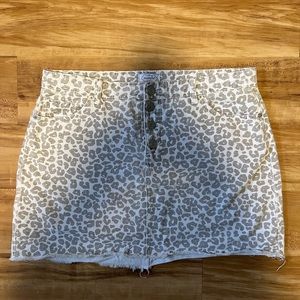 Mud pie denim skirt size L